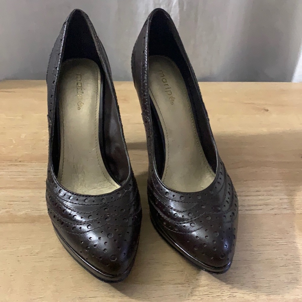 5/$35!  Brown Maripe pumps
